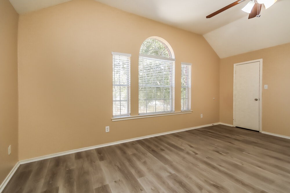 2610 Heather Knoll Drive Spring, TX 77373 - Photo 12 of 17