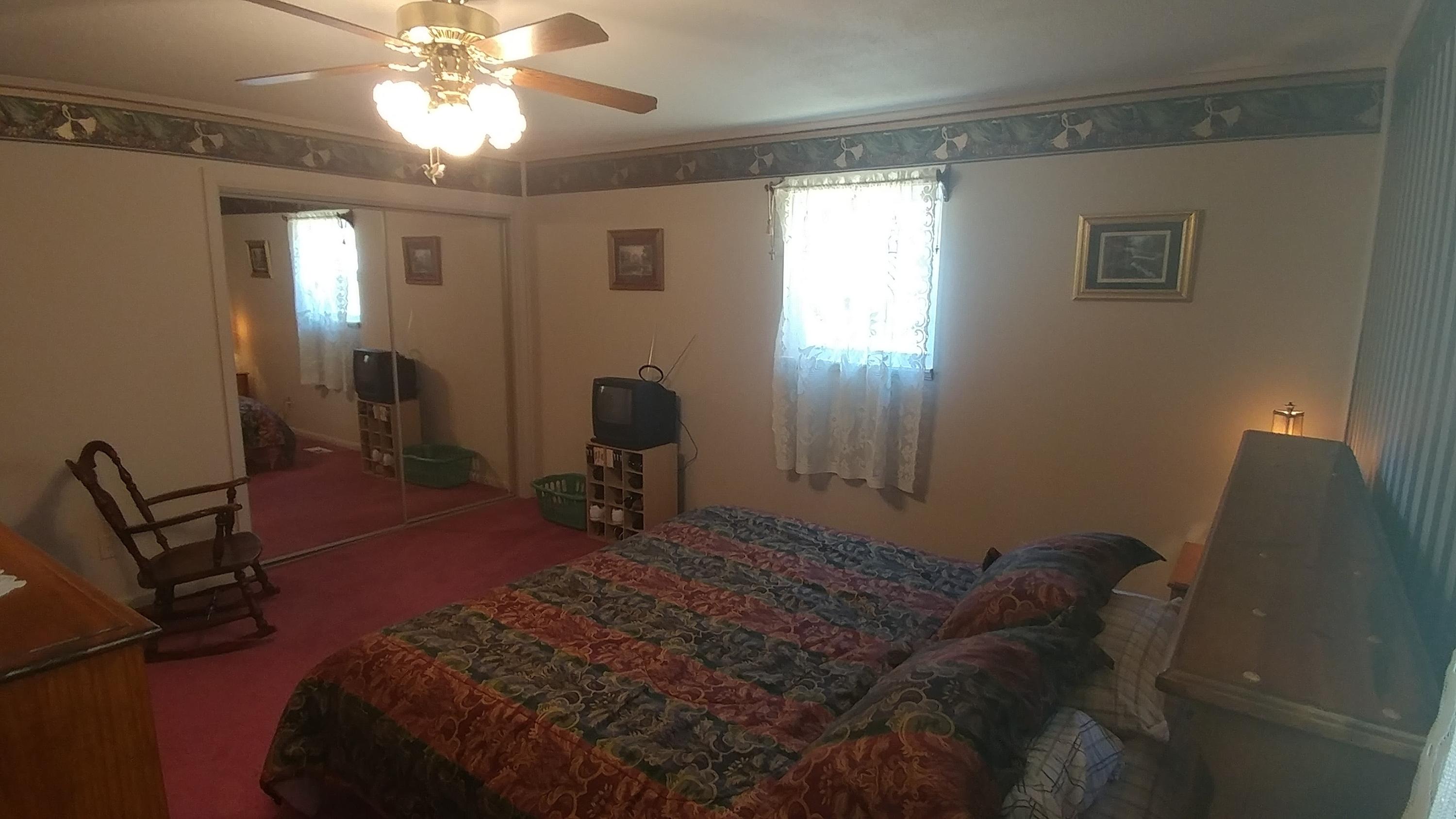 8269 Toestring Valley Road Spring City, TN 37381 - Photo 11 of 36 master bed room