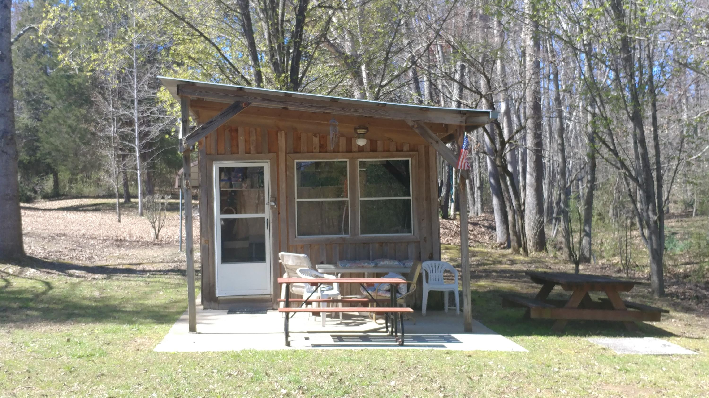 8269 Toestring Valley Road Spring City, TN 37381 - Photo 23 of 36 Shed/picnic area