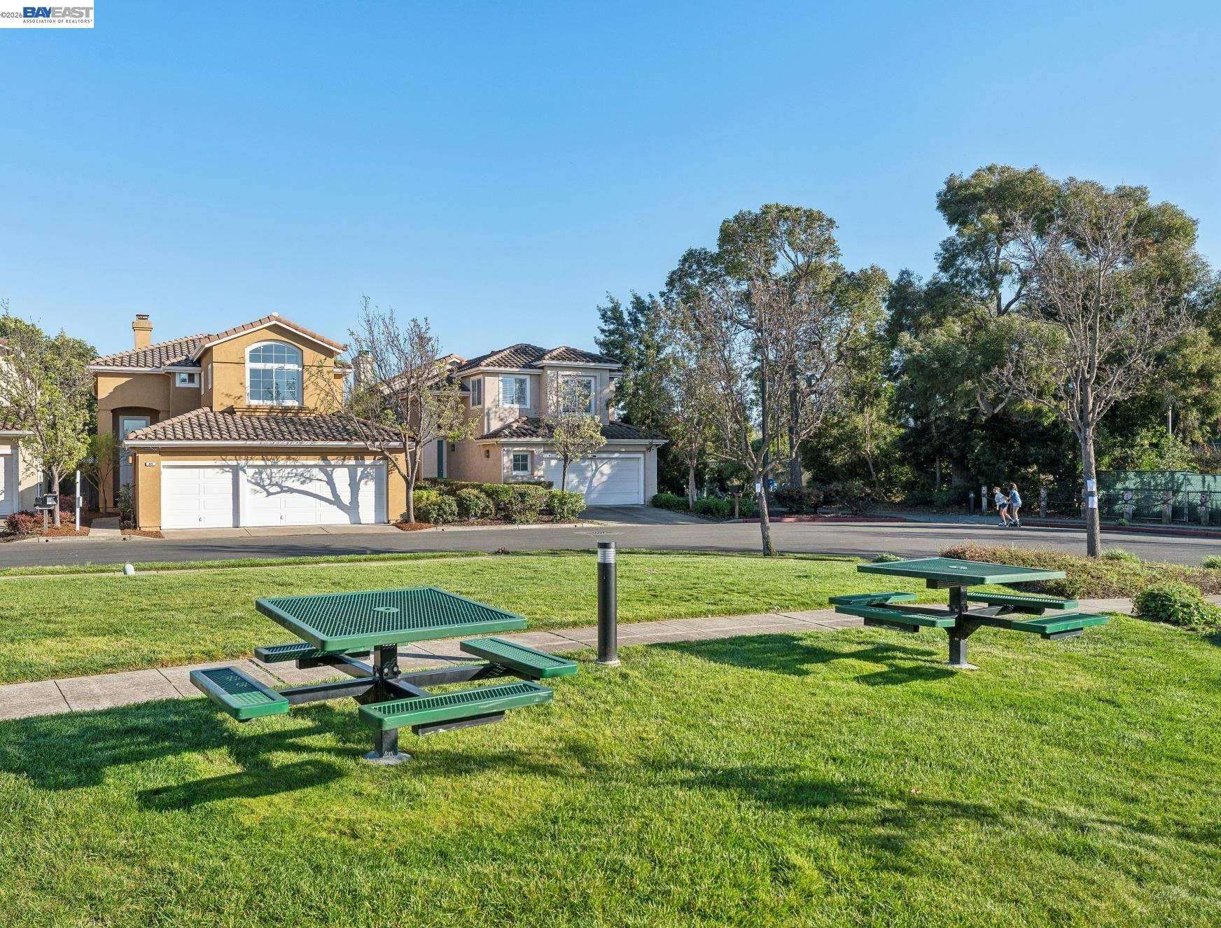 321 Ratto Road Alameda, CA 94502 - Photo 2 of 38