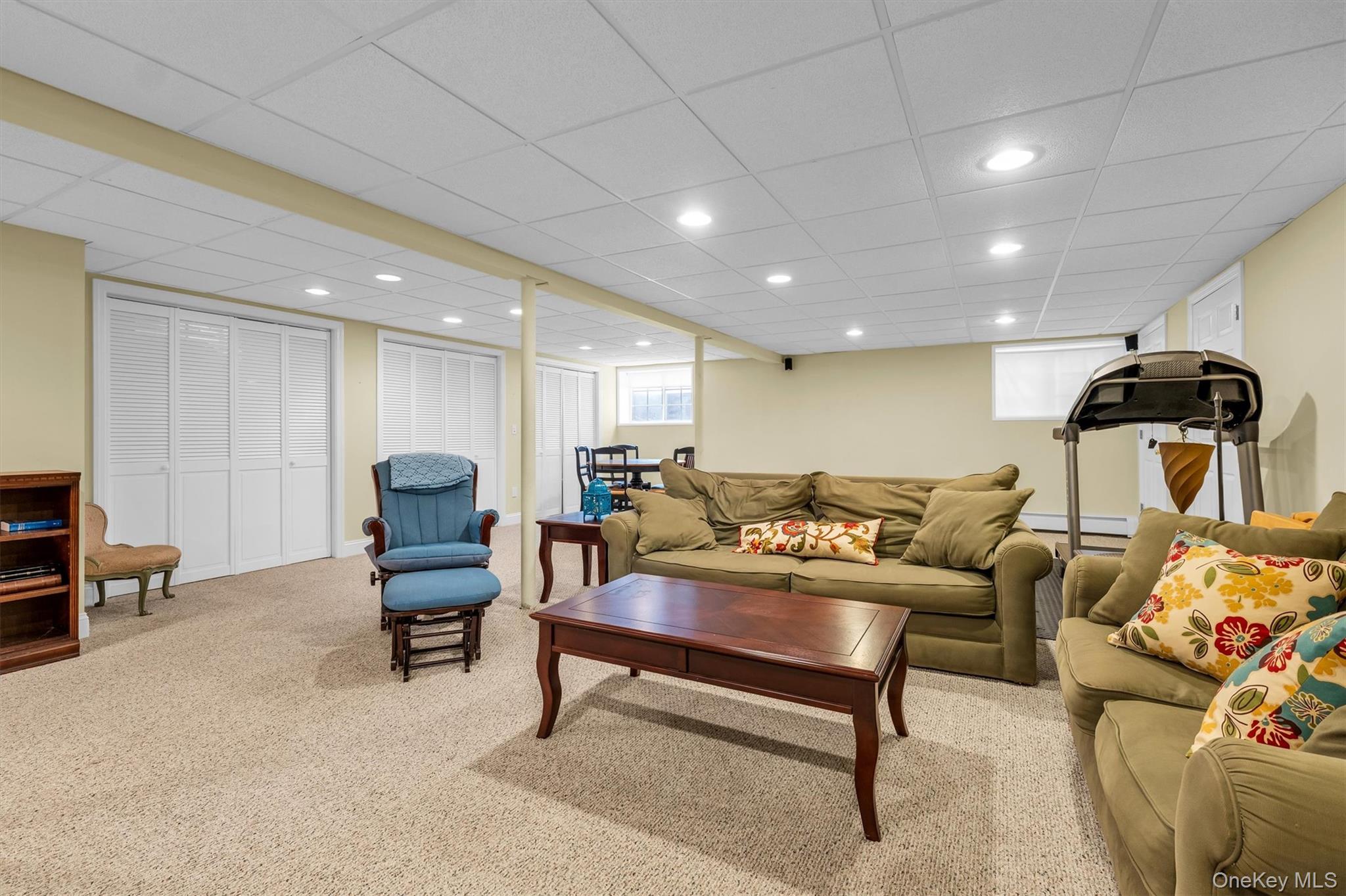 383 Munsell Road East Patchogue, NY 11772 - Photo 33 of 45