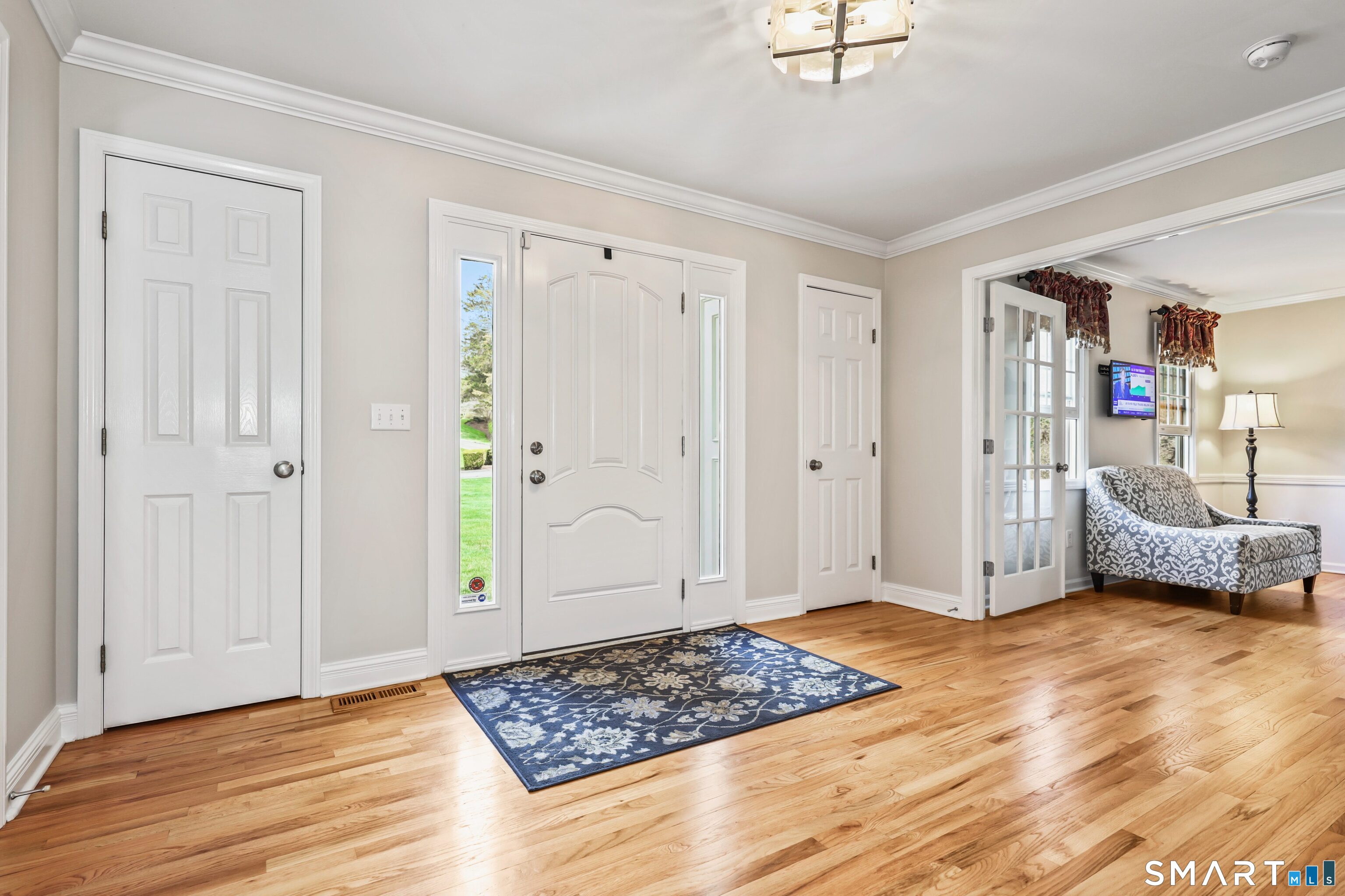 22 Bridle Path Trail Monroe, CT 06468 - Photo 5 of 37