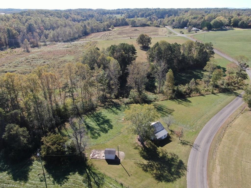 876 Rock Hill Church Road Ararat, NC 27007 - Photo 11 of 29