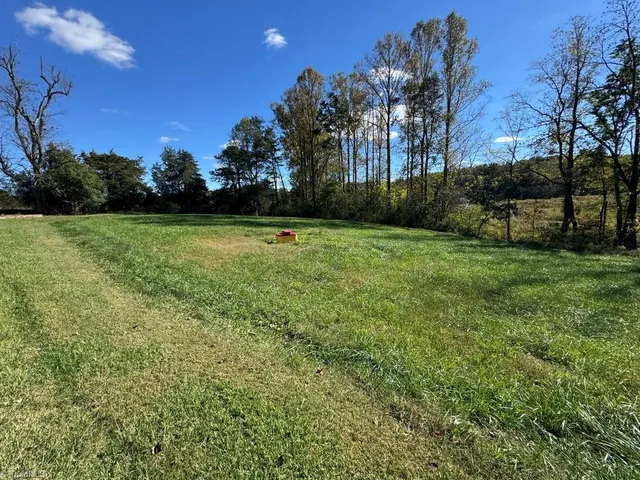 $325,000 | 876 Rock Hill Church Road, Ararat, NC 27007