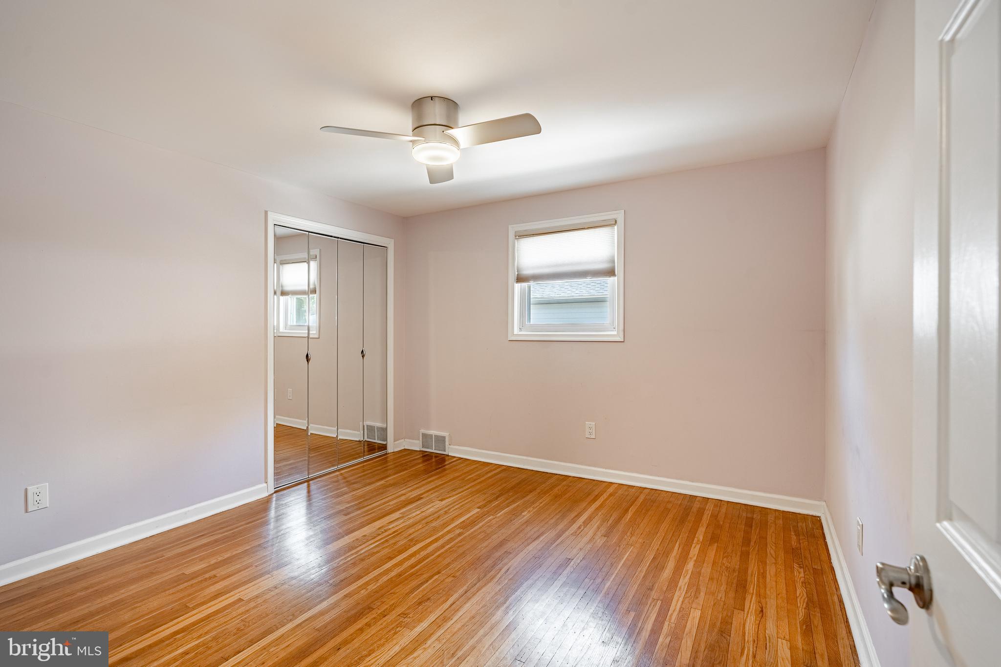 147 Wyndmoor Road Havertown, PA 19083 - Photo 17 of 36 Second bedroom