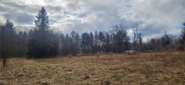 $159,900 | 1985 Gloria Drive, Penfield, NY 14450