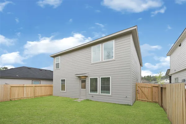 $2,000 | 2628 Shady Cedar Court, Conroe, TX 77301