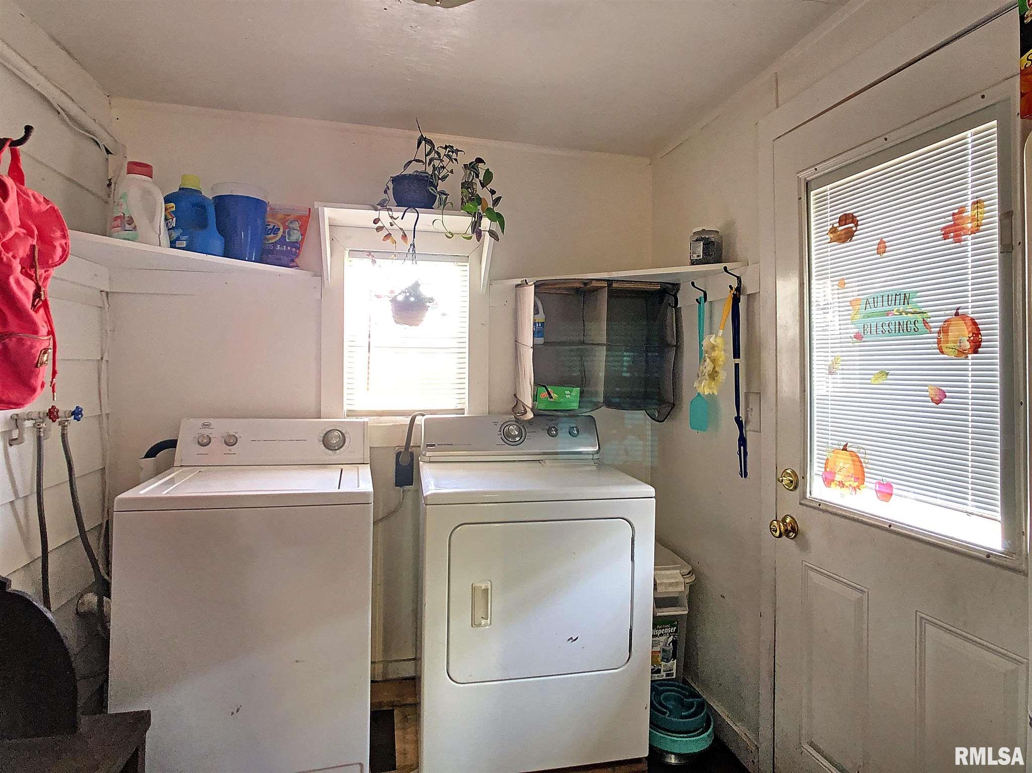 406 Maple Street Colona, IL 61241 - Photo 6 of 16 Gallery Image 6