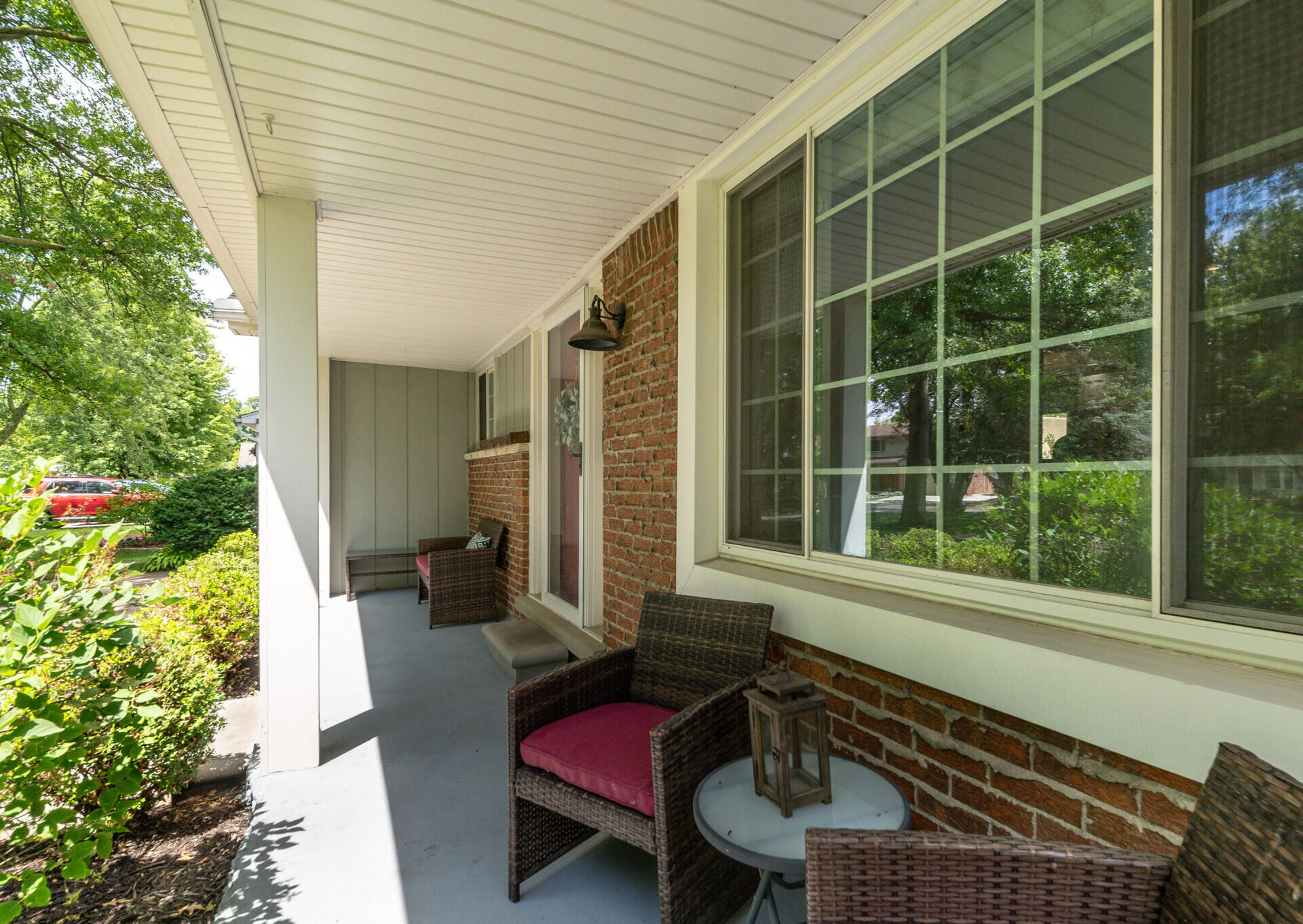 44442 Cape Cod Way Canton, MI 48187 - Photo 5 of 66 4