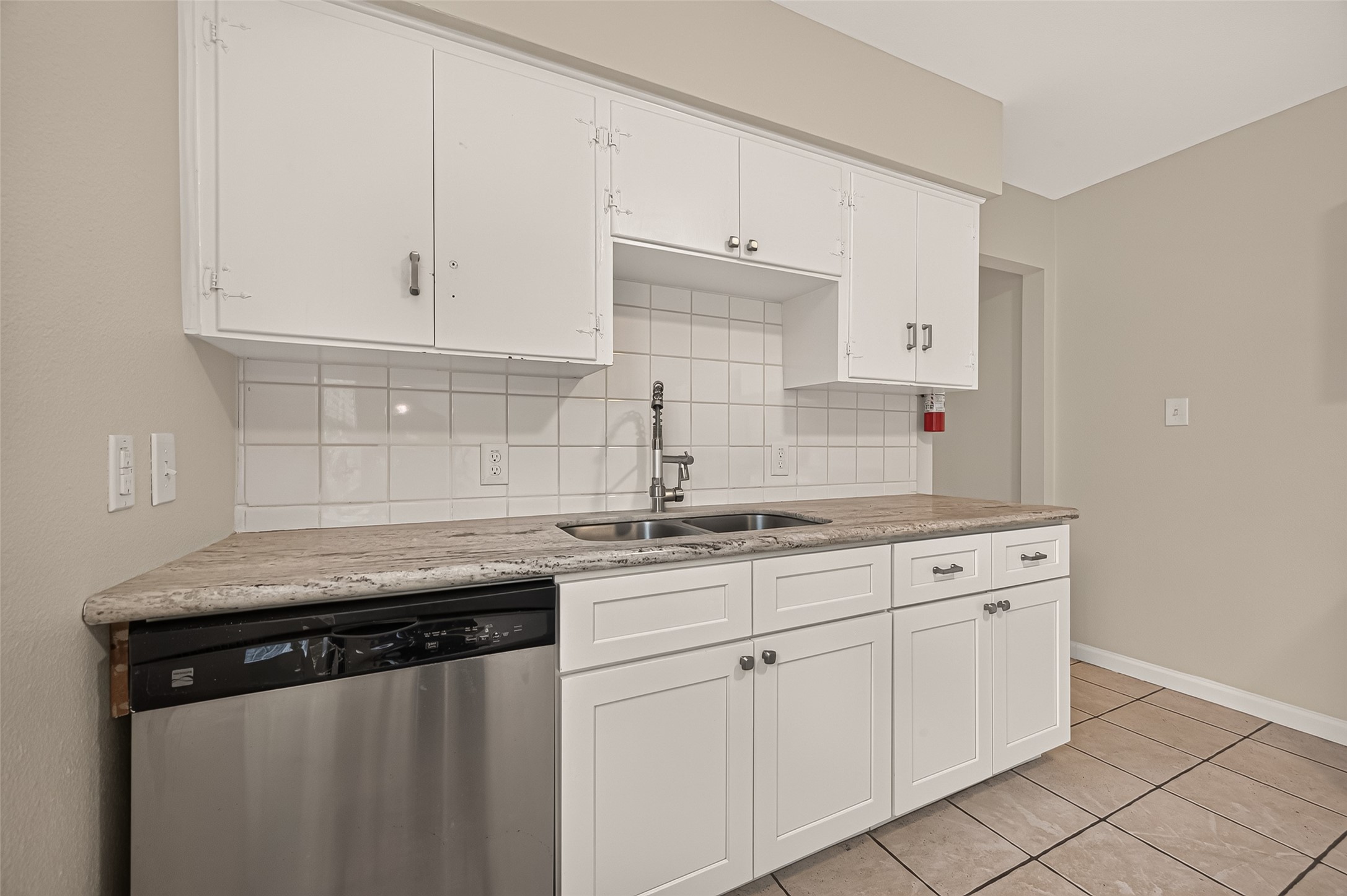 8402 Bascom Street Houston, TX 77055 - Photo 11 of 40 Gallery Image 11