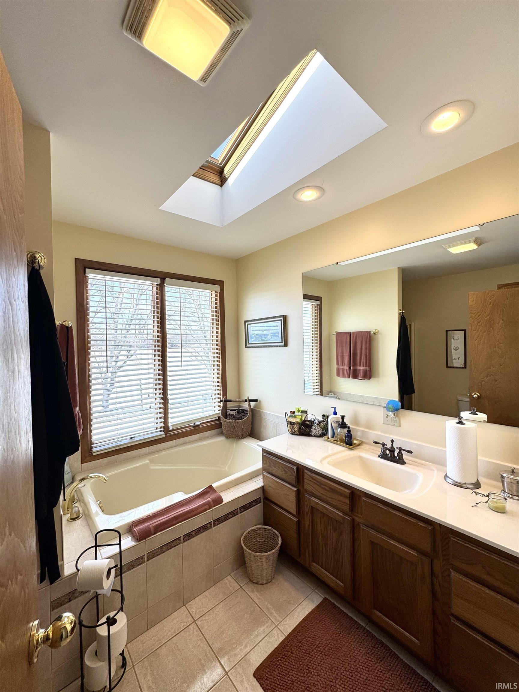 5035 South Elm Street Knox, IN 46534 - Photo 8 of 35