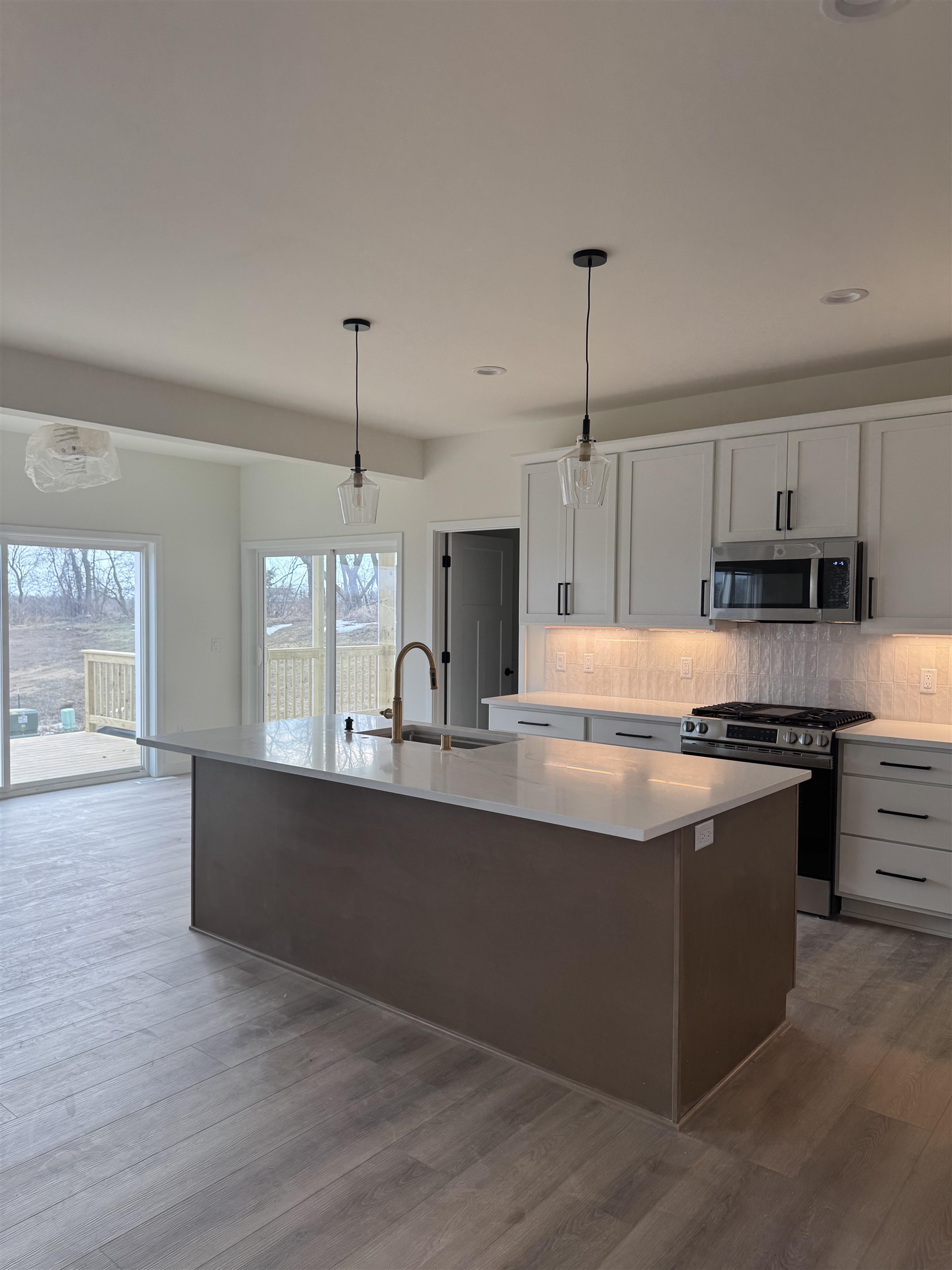 5613 Glorious Madison, WI 53718 - Photo 14 of 73