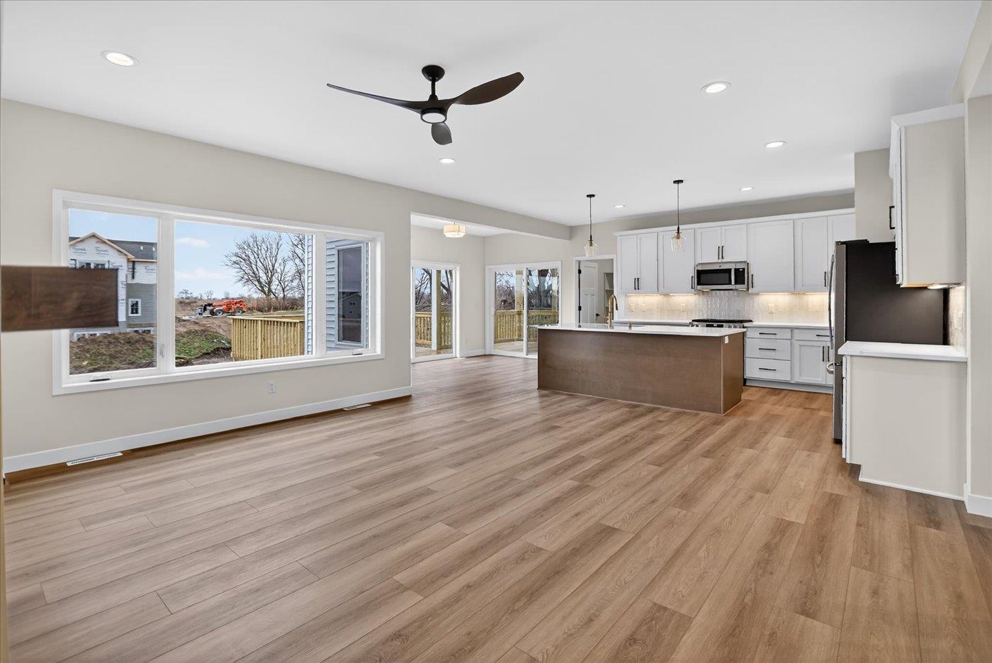 5613 Glorious Madison, WI 53718 - Photo 24 of 73