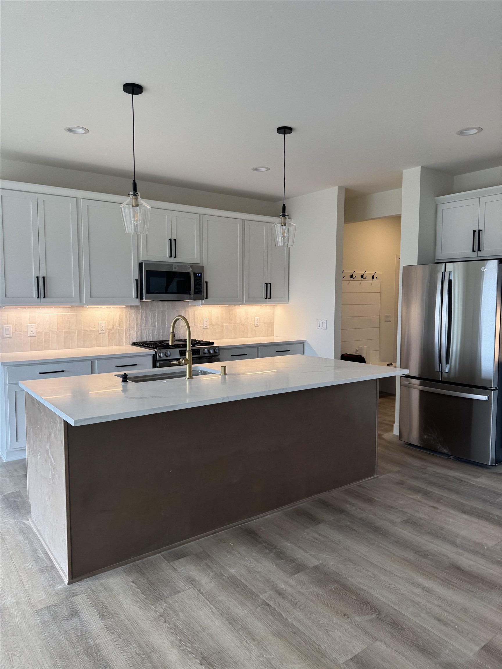 5613 Glorious Madison, WI 53718 - Photo 8 of 73