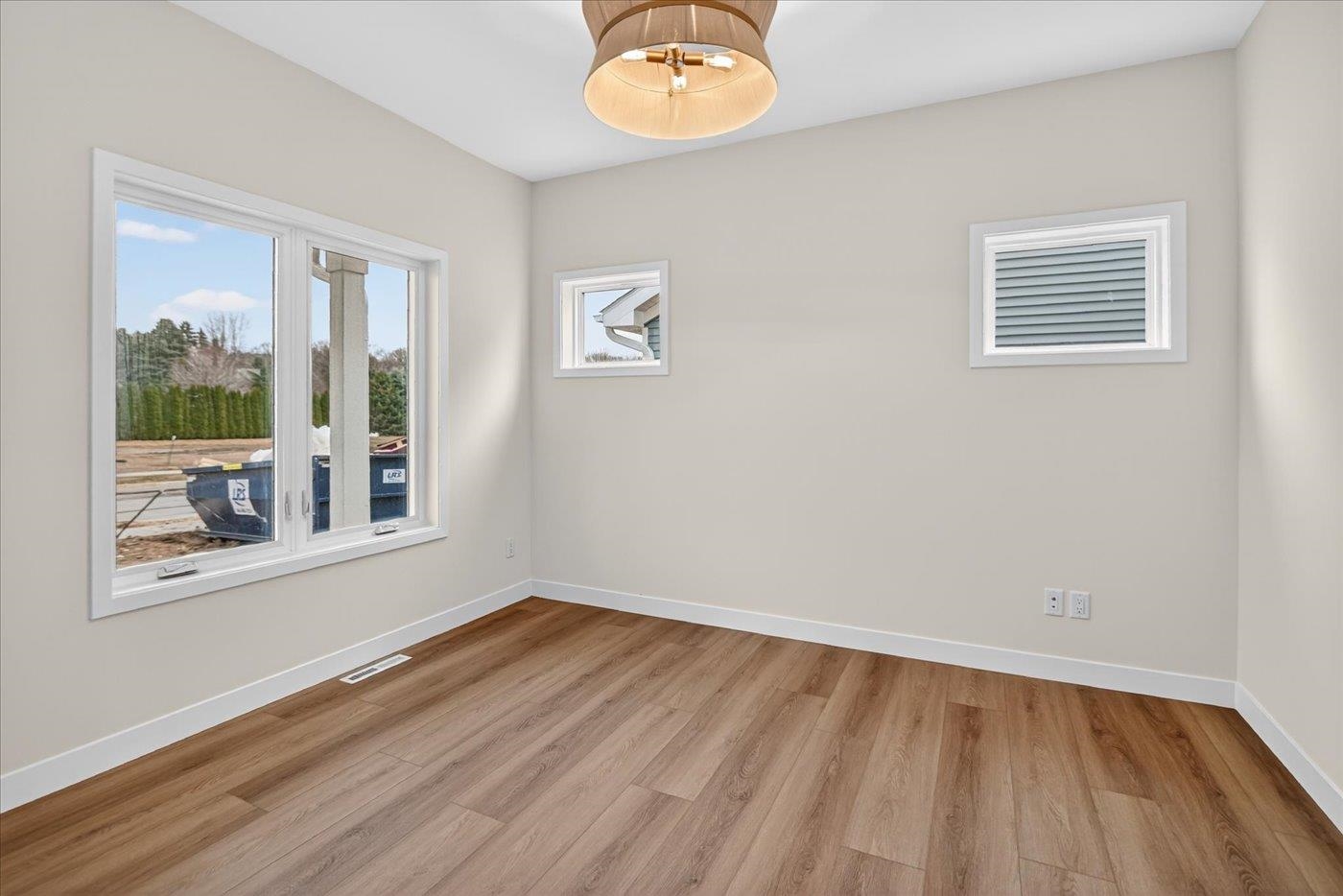 5613 Glorious Madison, WI 53718 - Photo 9 of 73