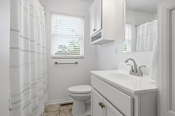 $450,000 | 4700 West 65th Terrace, Prairie Village, KS 66208
