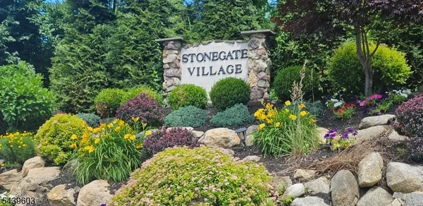 $265,000 | 1907 Stonegate Lane, Unit 1907, Stanhope, NJ 07874