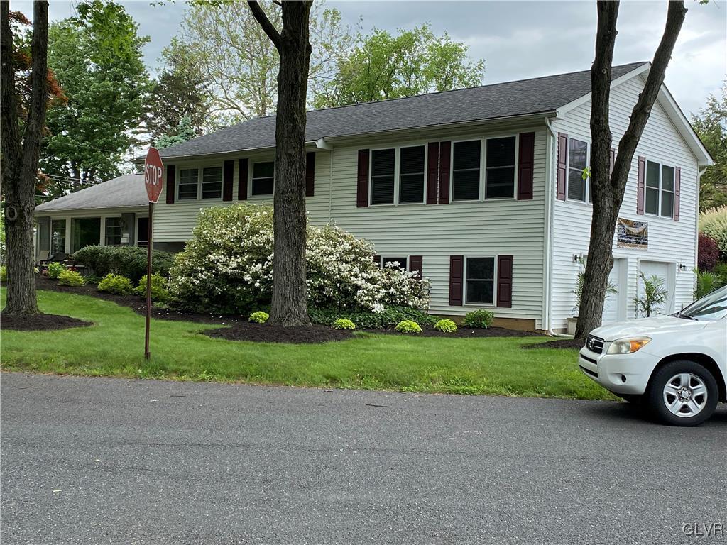 3501 Eton Road Allentown, PA 18104 - Photo 3 of 50 Gallery Image 3