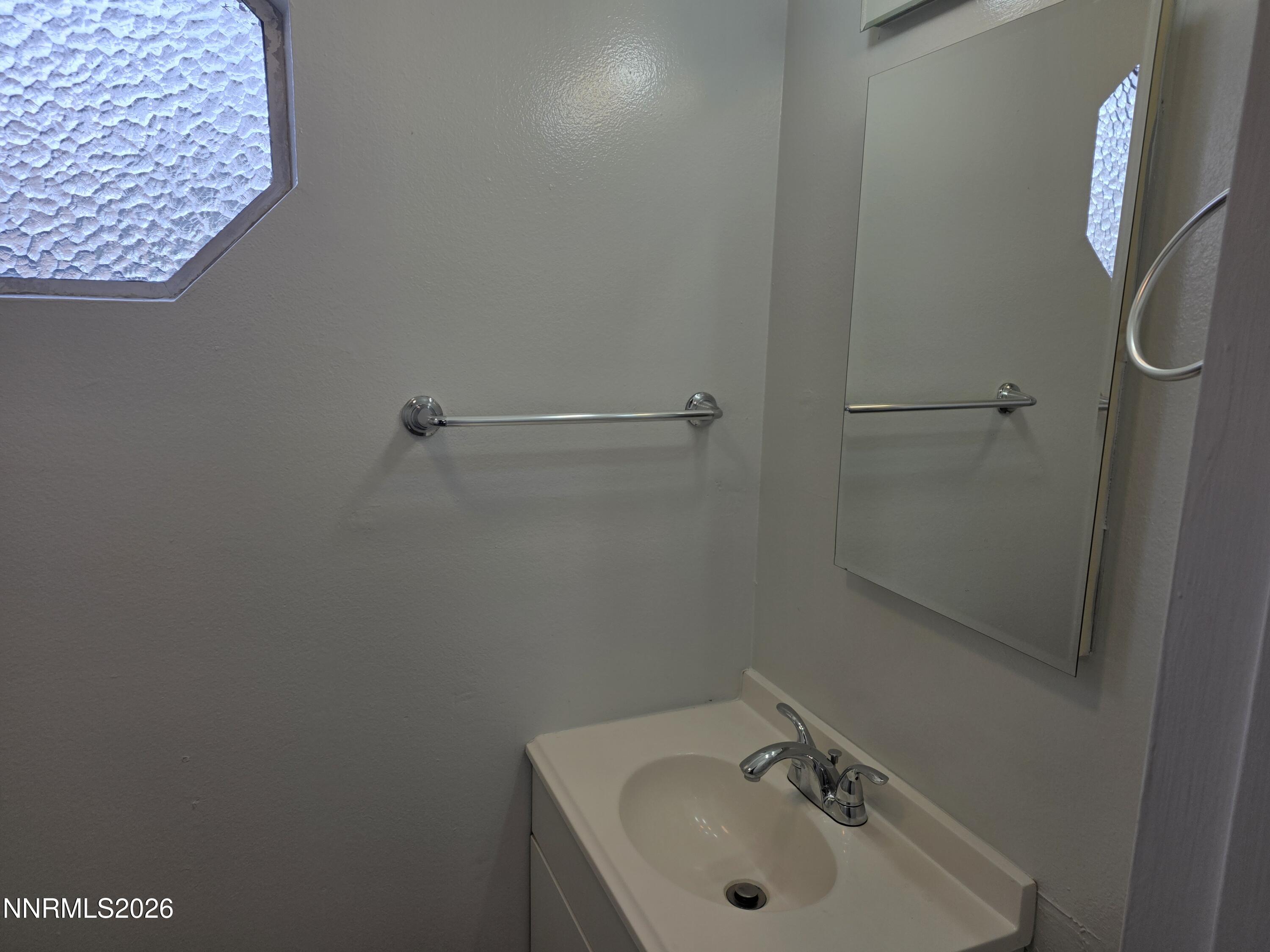 127 Smithridge Park Reno, NV 89502 - Photo 5 of 16 127 5