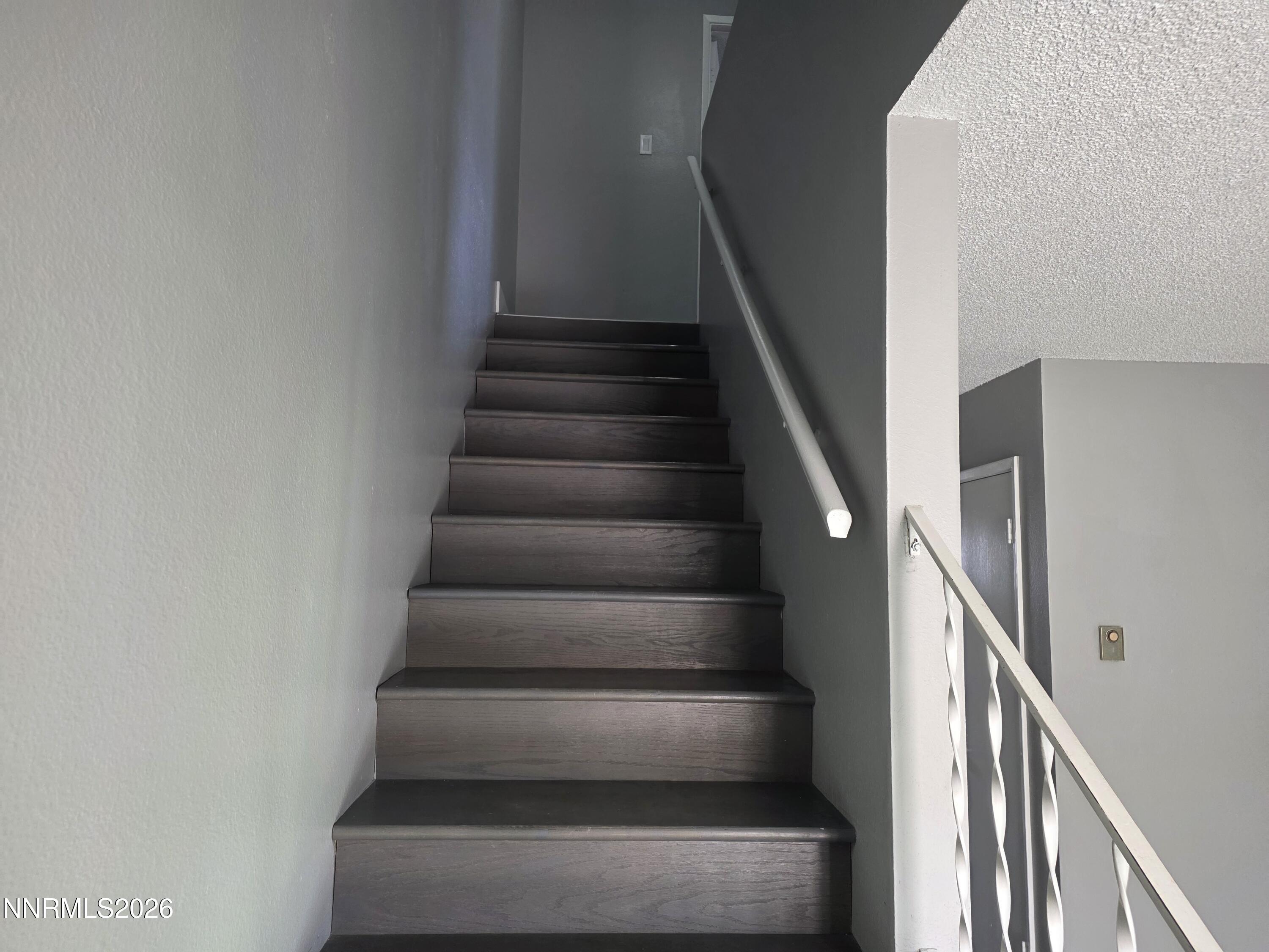 127 Smithridge Park Reno, NV 89502 - Photo 8 of 16 127 8