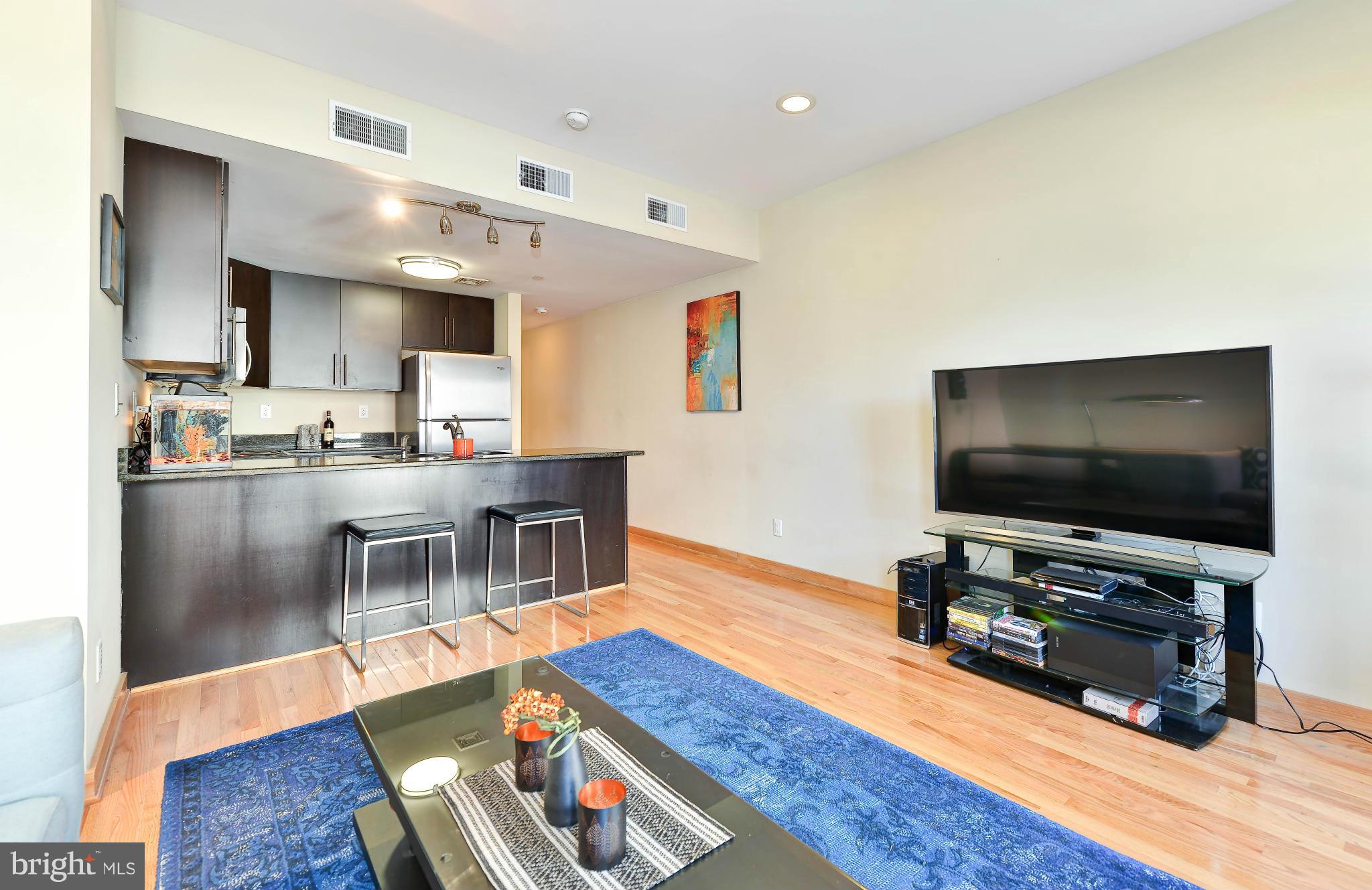 1367 Florida Avenue Northeast, Unit 302 Washington, DC 20002 - Photo 7 of 24 Living Room