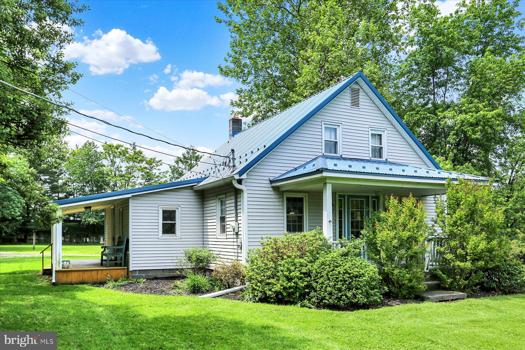 185 Sample Bridge Road Mechanicsburg, PA 17050 - Photo 3 of 27 Gallery Image 3