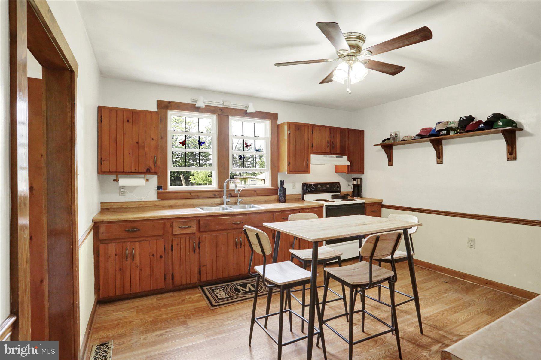 185 Sample Bridge Road Mechanicsburg, PA 17050 - Photo 10 of 27 Gallery Image 10
