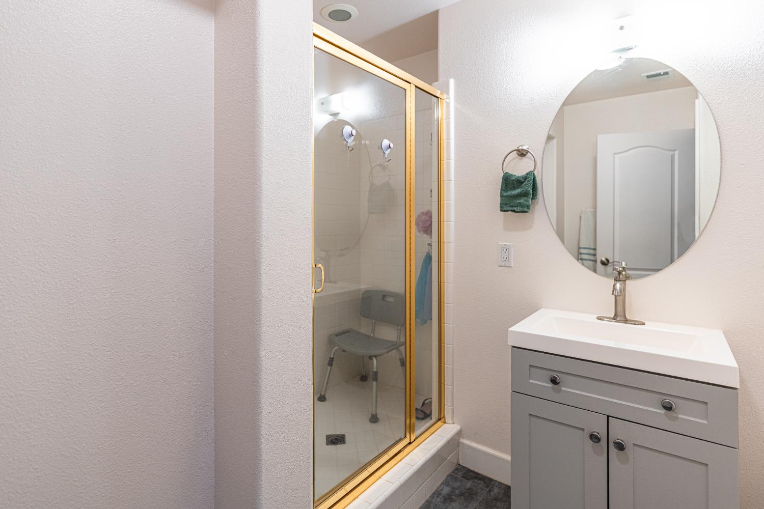 2322 East Revere Road Fresno, CA 93720 - Photo 11 of 33