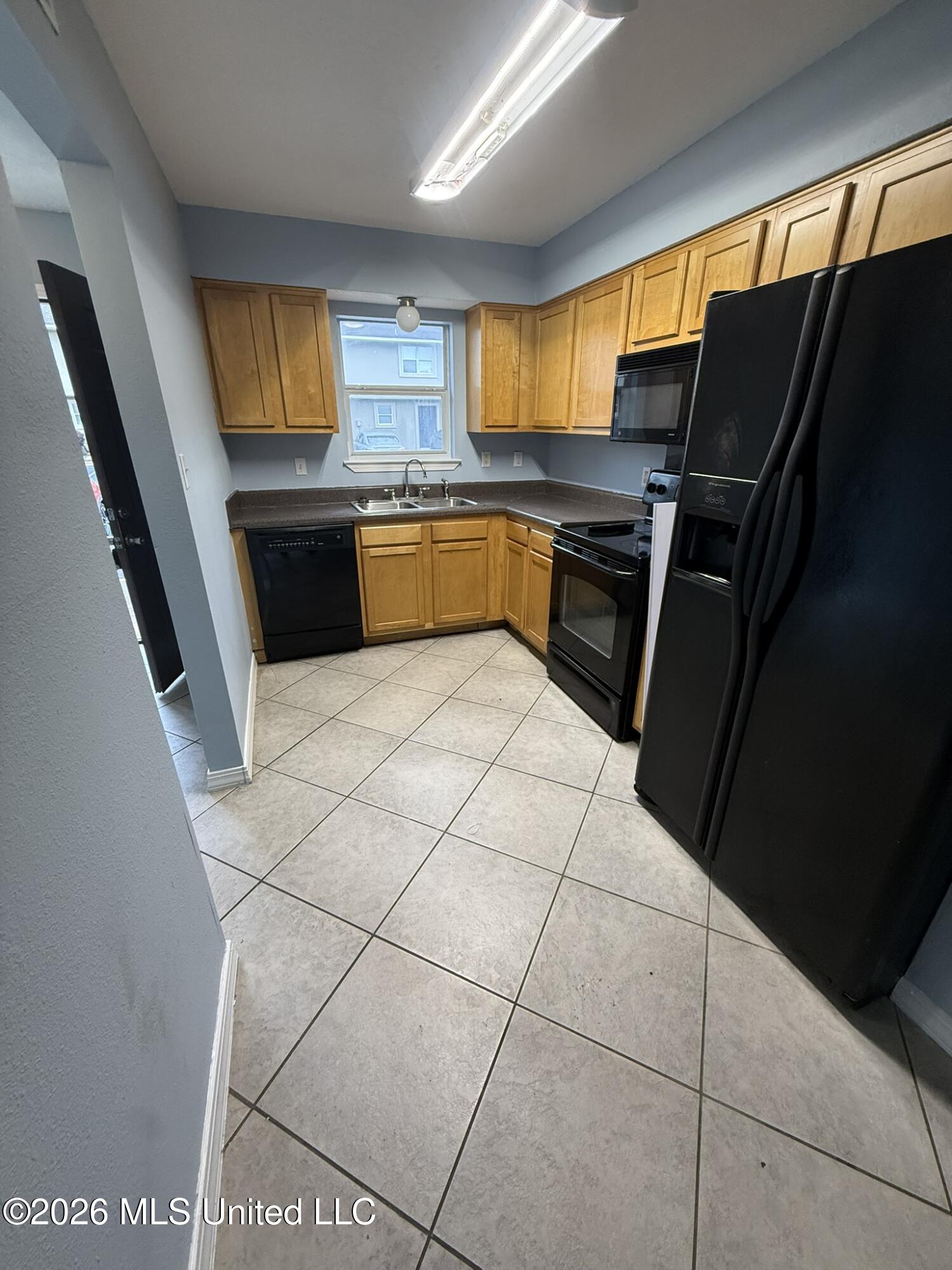 1625 Martin Bluff Road, Unit 53 Gautier, MS 39553 - Photo 3 of 10 IMG_9814