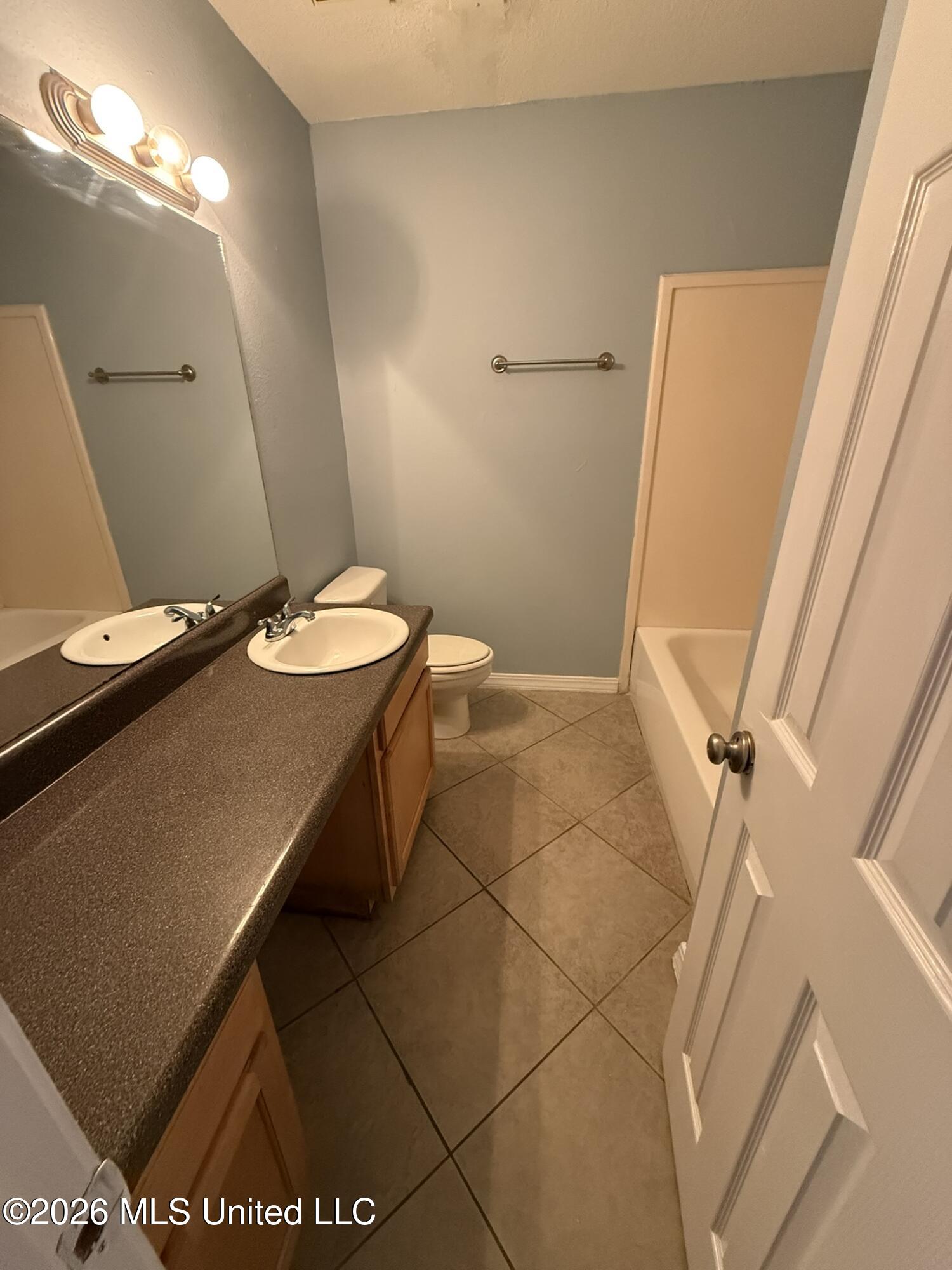 1625 Martin Bluff Road, Unit 53 Gautier, MS 39553 - Photo 10 of 10 IMG_9820