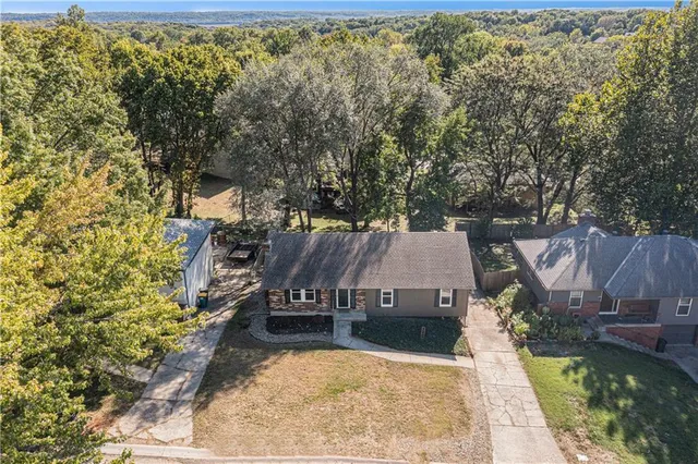 $2,250 | 14509 Northwest 67th Street, Kansas City, MO 64152