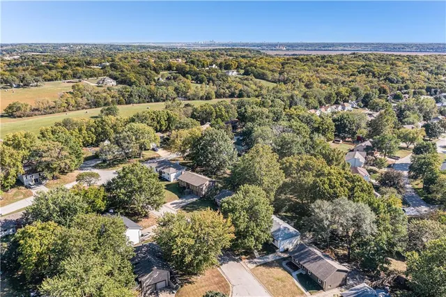 $2,250 | 14509 Northwest 67th Street, Kansas City, MO 64152