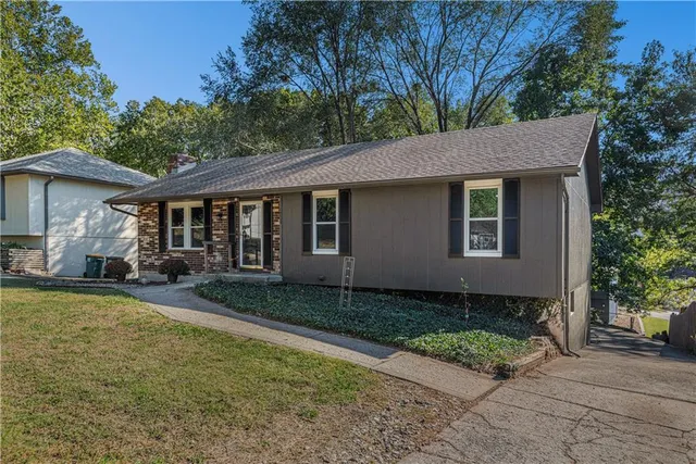 $2,250 | 14509 Northwest 67th Street, Kansas City, MO 64152