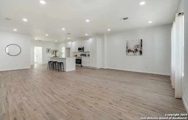 $1,650 | 933 Denver Boulevard, San Antonio, TX 78210