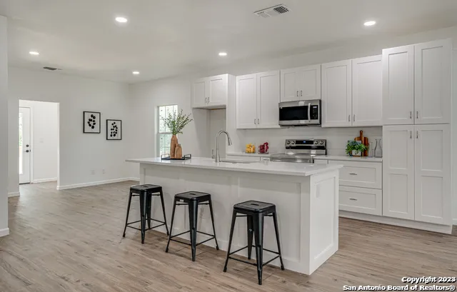 $1,650 | 933 Denver Boulevard, San Antonio, TX 78210