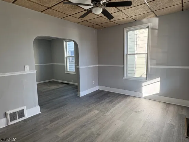 $2,000 | 741 North Boulevard, Alpha, NJ 08865