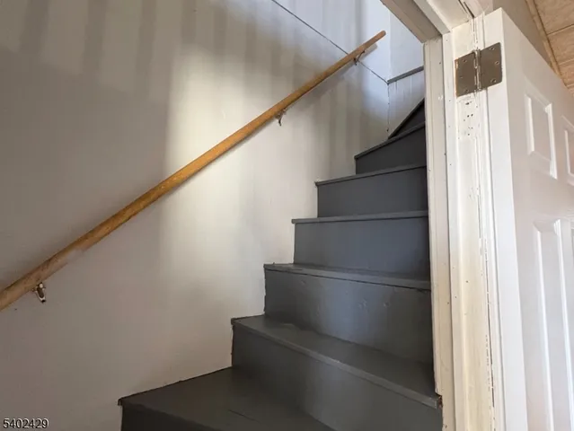 $2,000 | 741 North Boulevard, Alpha, NJ 08865