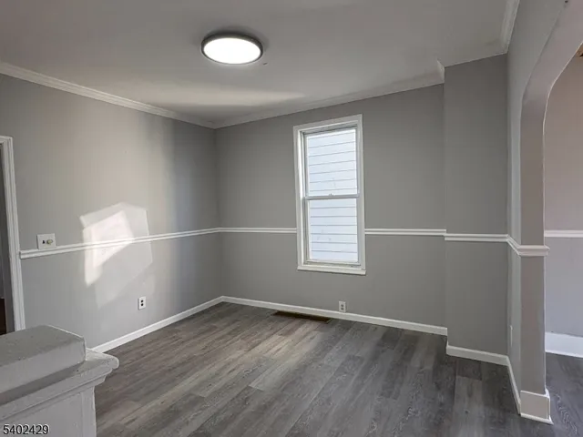 $2,000 | 741 North Boulevard, Alpha, NJ 08865