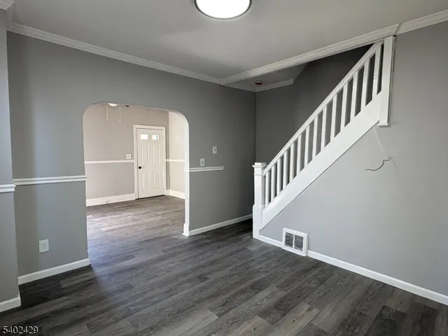 $2,000 | 741 North Boulevard, Alpha, NJ 08865