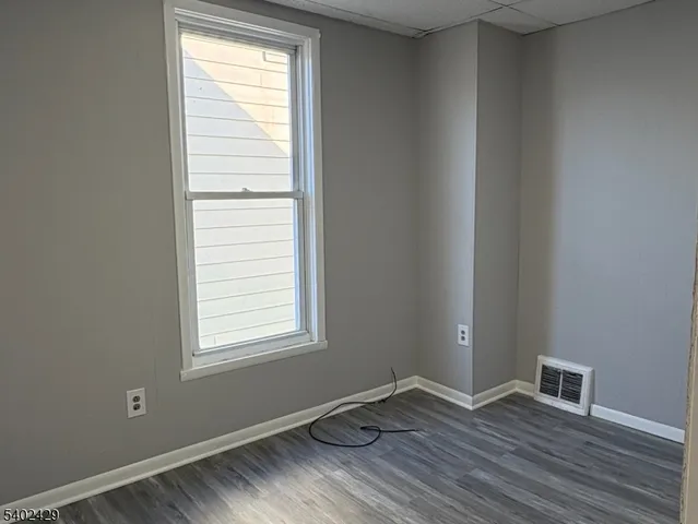 $2,000 | 741 North Boulevard, Alpha, NJ 08865