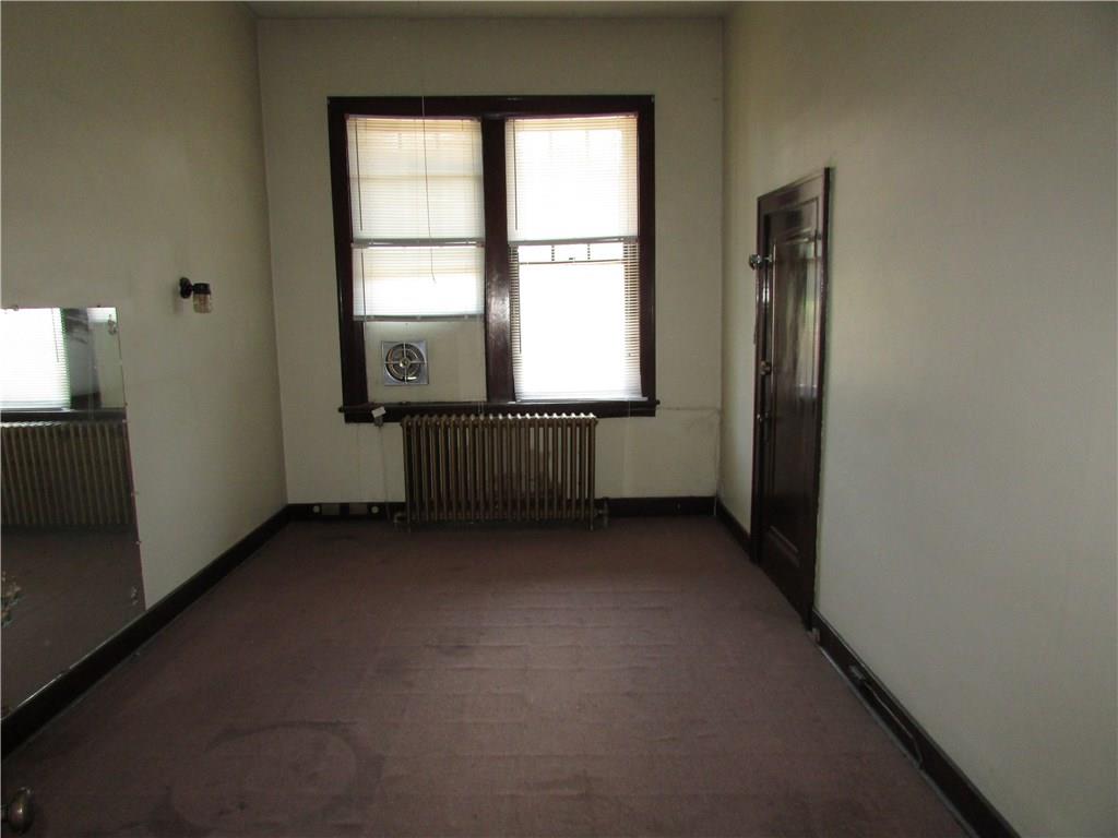 909 Chartiers Avenue McKees Rocks, PA 15136 - Photo 6 of 24 Gallery Image 6