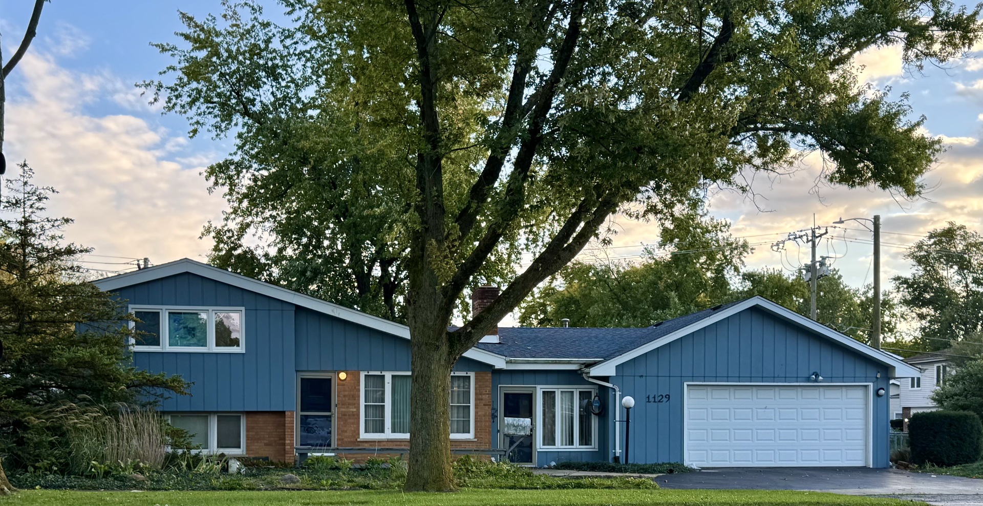 1129 183rd Street Homewood, IL 60430 - Photo 1 of 15