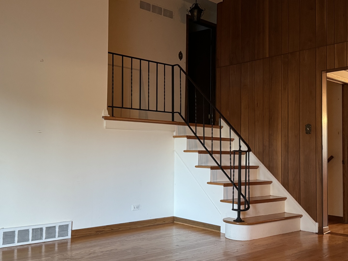 1129 183rd Street Homewood, IL 60430 - Photo 6 of 15