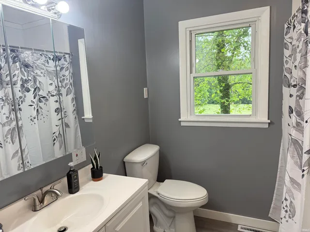 $195,000 | 15336 County Farm Road, Shoals, IN 47581