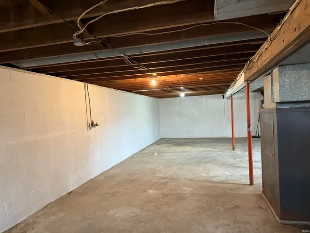 $195,000 | 15336 County Farm Road, Shoals, IN 47581