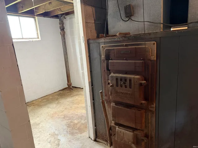 $195,000 | 15336 County Farm Road, Shoals, IN 47581