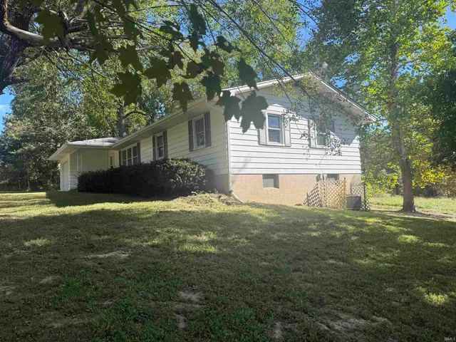 $195,000 | 15336 County Farm Road, Shoals, IN 47581