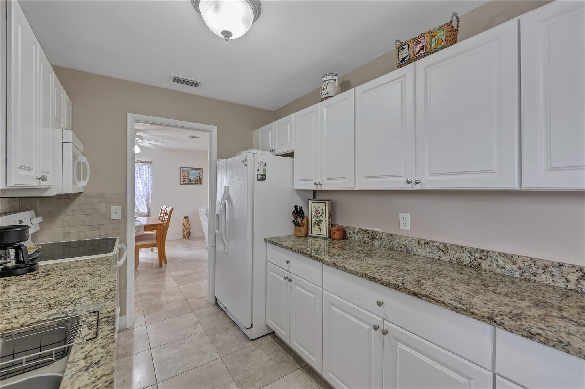 7359 Pine Park Drive North Lake Worth, FL 33467 - Photo 11 of 47 Photo 12