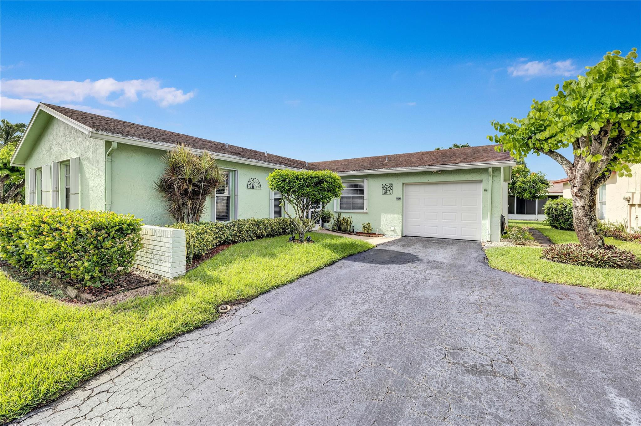 7359 Pine Park Drive North Lake Worth, FL 33467 - Photo 4 of 47 Photo 5