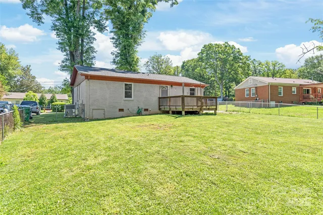 $340,000 | 3932 Slagle Drive, Charlotte, NC 28215